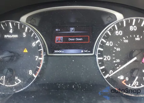 2016 Nissan Altima 2.5/2.5 S/2.5 Sl/2.5 Sr/2.5 Sv из США, поврежденный, VIN 1N4AL3AP1GN368117